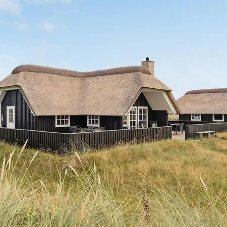 Dom wakacyjny Kajin - 200m From The Sea By Interhome